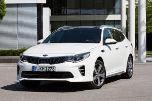 Kia Optima Sportswagon GT Line 2016 года (WW)